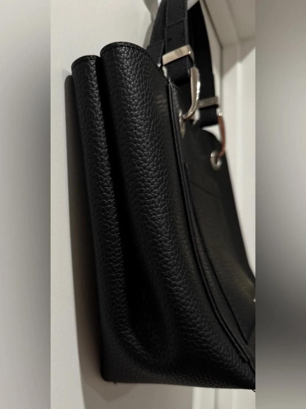 Steve Madden Black Pebbled Tote Bag NWOT Structured Silver Hardware - Picture 6 of 11